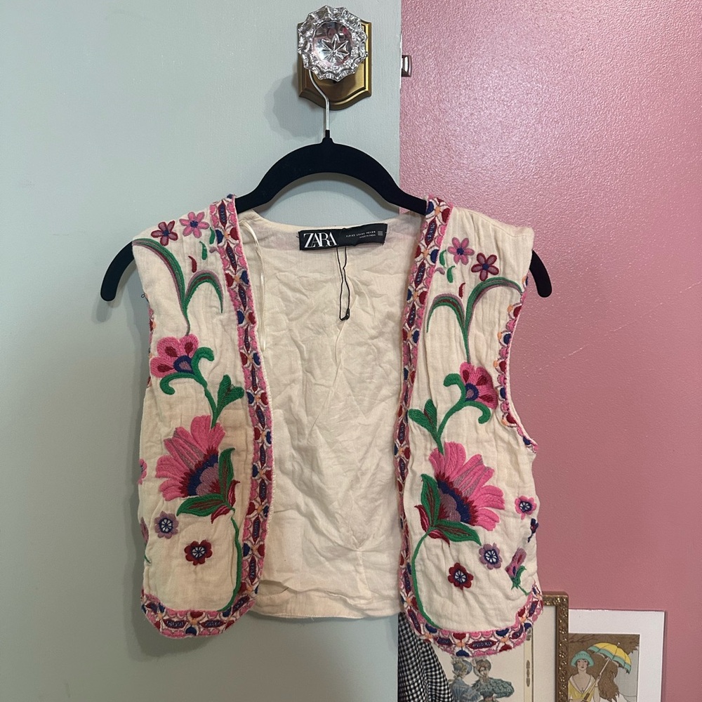 Zara Cream Vest with Colorful Embroidery